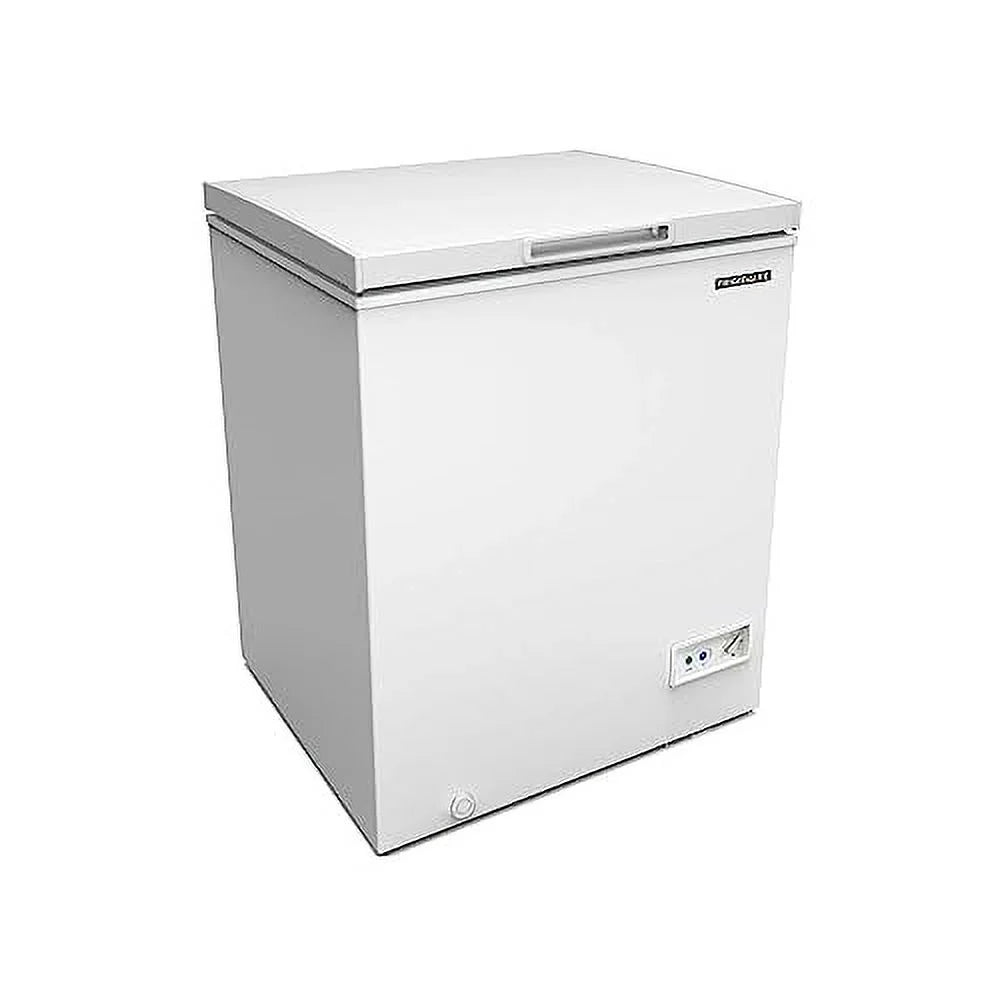 White 7.0 Cu. ft. Chest Freezer A525