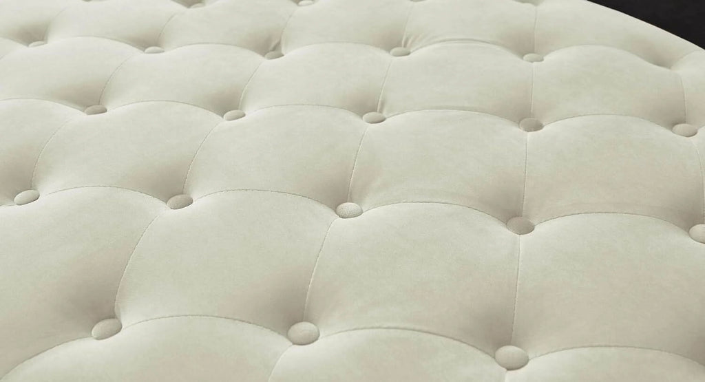 Ivory Velvet Upholstered Bench with 2 Pillows I52952