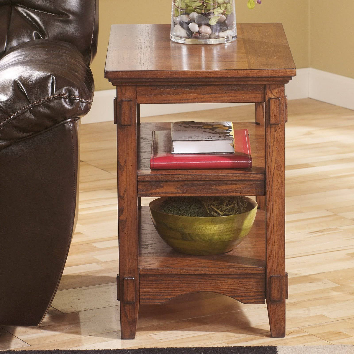 Brown Chair Side End Table O65717