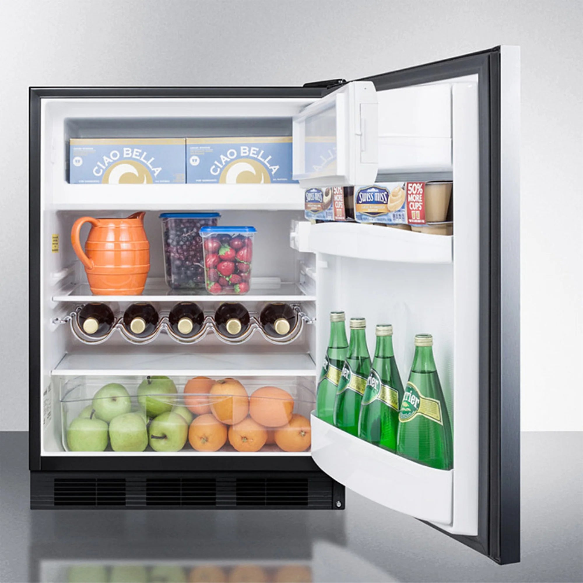 24" Wide 5.1 Cu. Ft. Compact Refrigerator K8283
