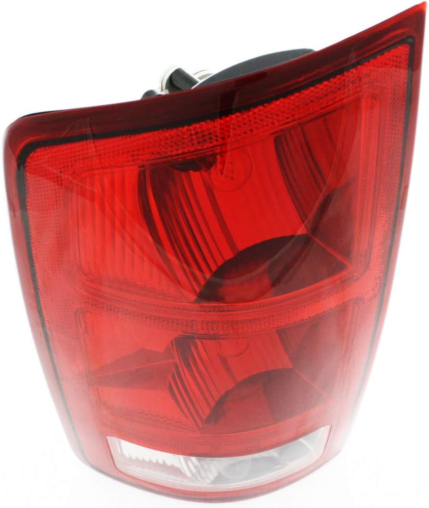 Driver Side Tail Light Pack of 2 V19511