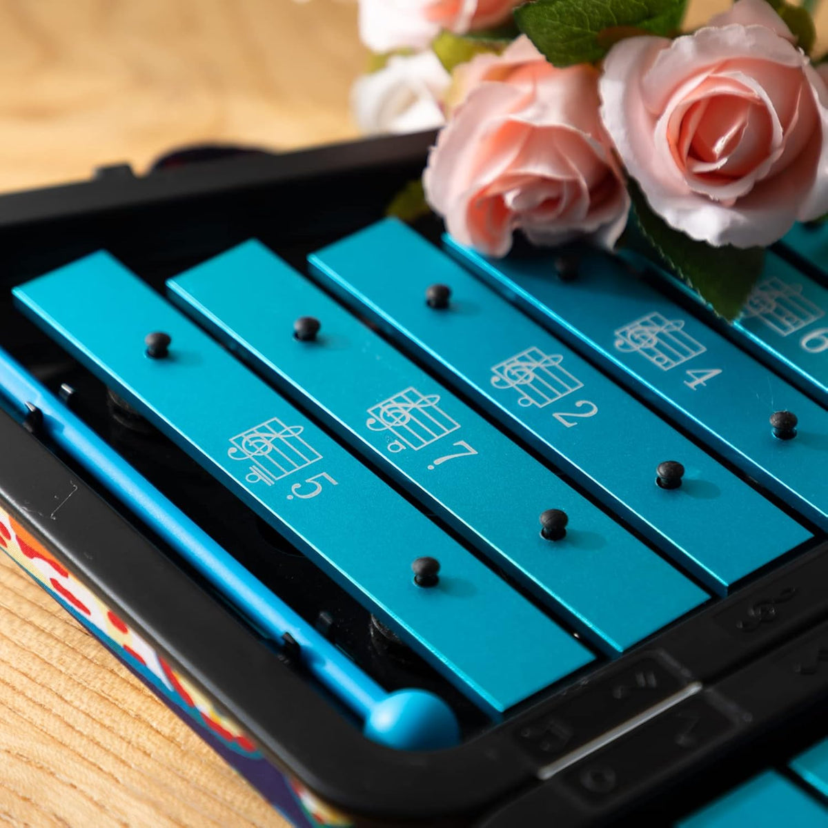 16 Note Glockenspiel Xylophone with Case V61712