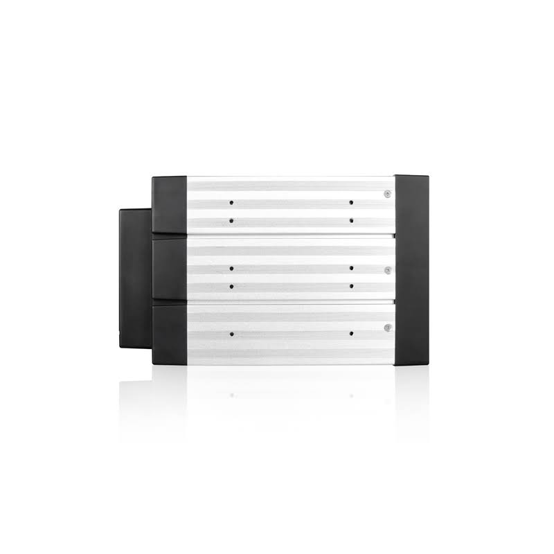 3x5.25x22 to 4x3.5x22 SAS/SATA Hot-Swap Cage V159216
