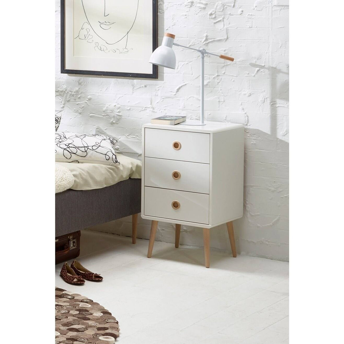 White Oak-finish Wood 3-Drawer Chest H280
