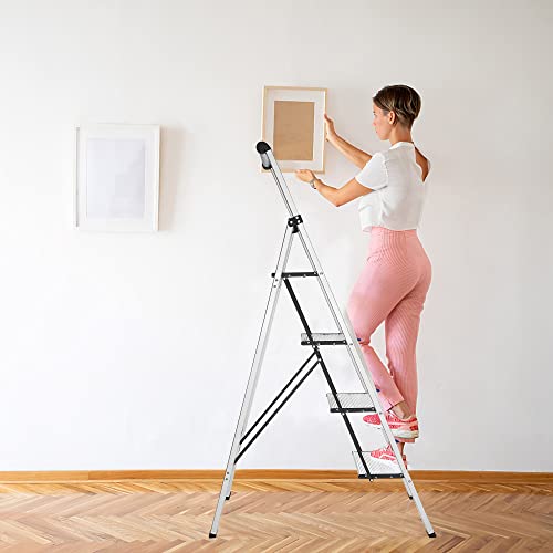 Gold Aluminum Folding Ladder Stool Z48133