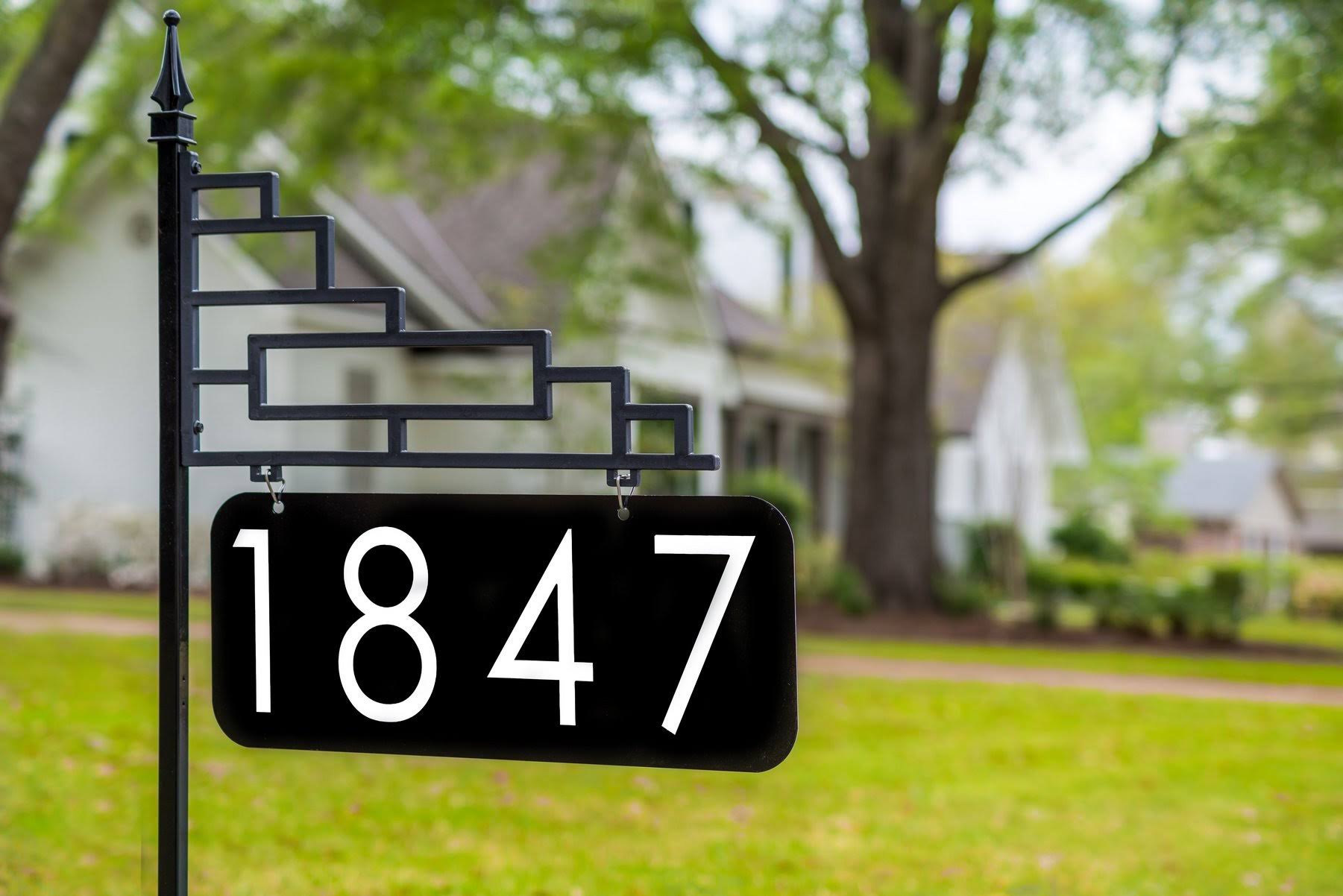 Reflective 911 Yard Address Sign S837