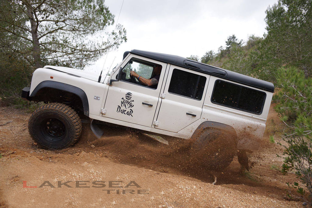 35x12.5R17 LT Mud Terrain Tire O303