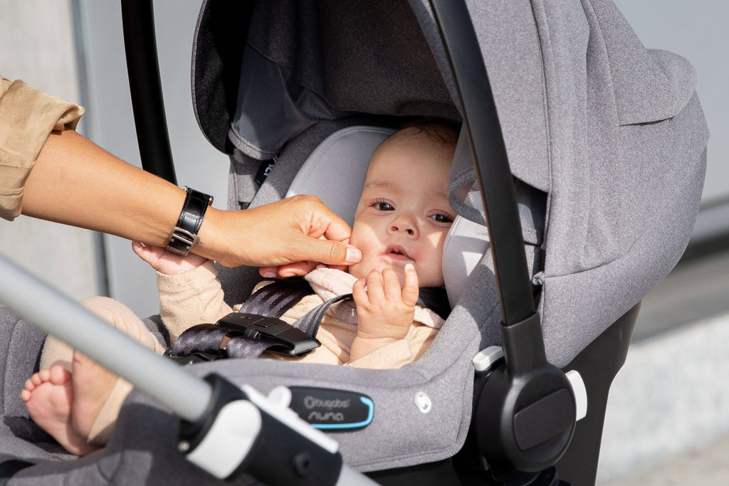 Grey Car Seat with Base O28613