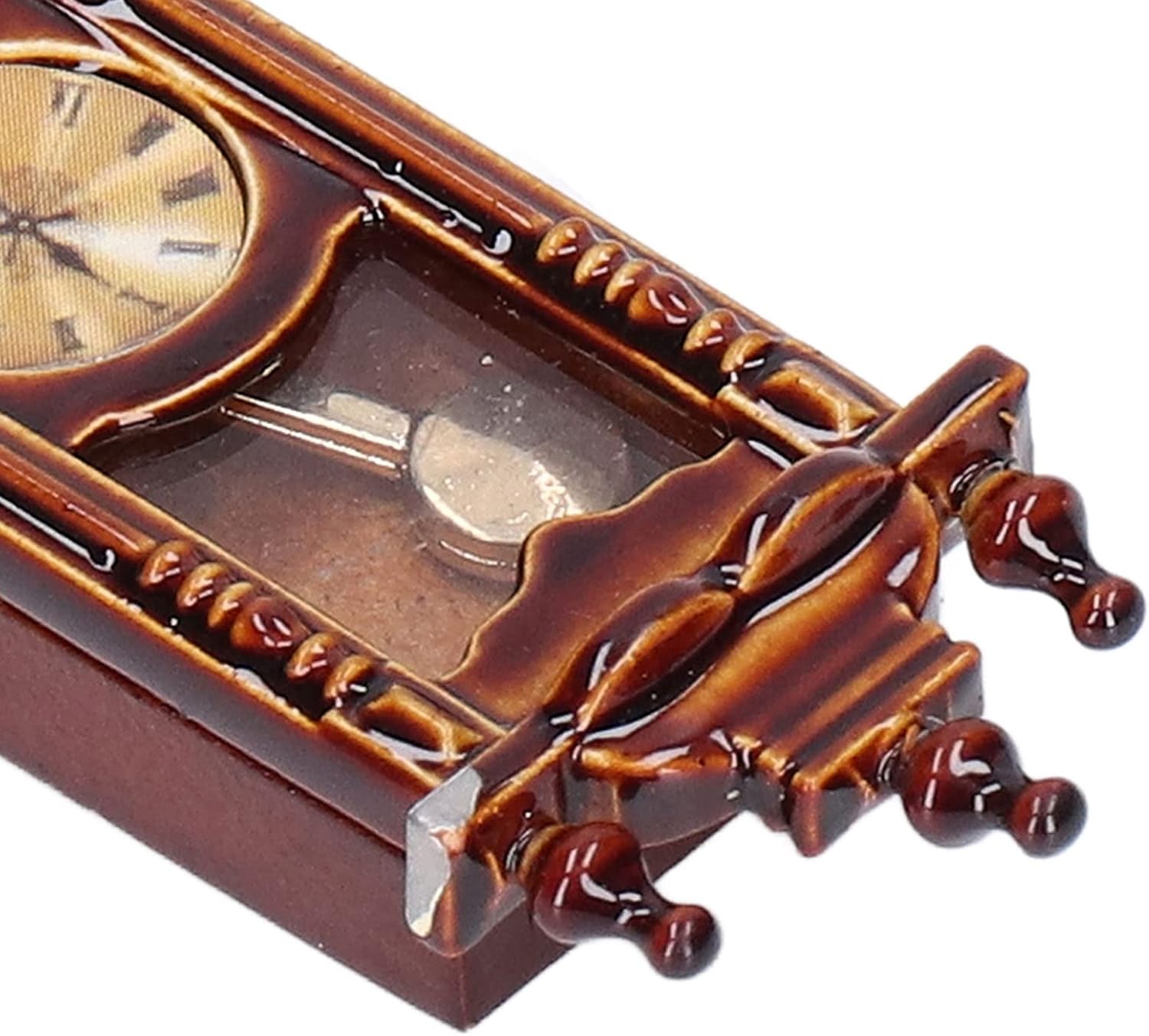 1:12 Miniature Vintage Wooden Alloy Wall Clock V7731