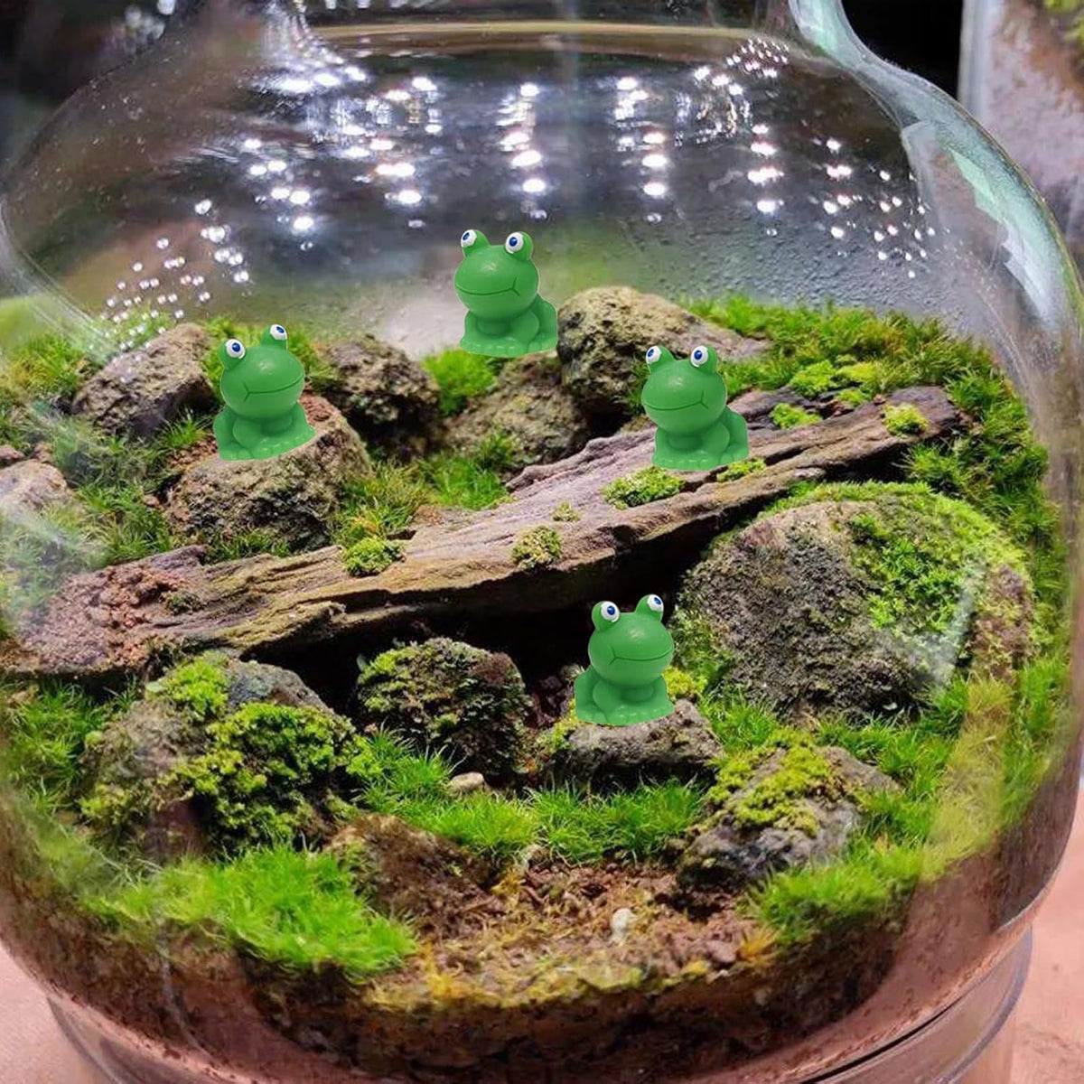 50 Pcs Green Plastic Frog Figurines Miniature Garden Decor B137420