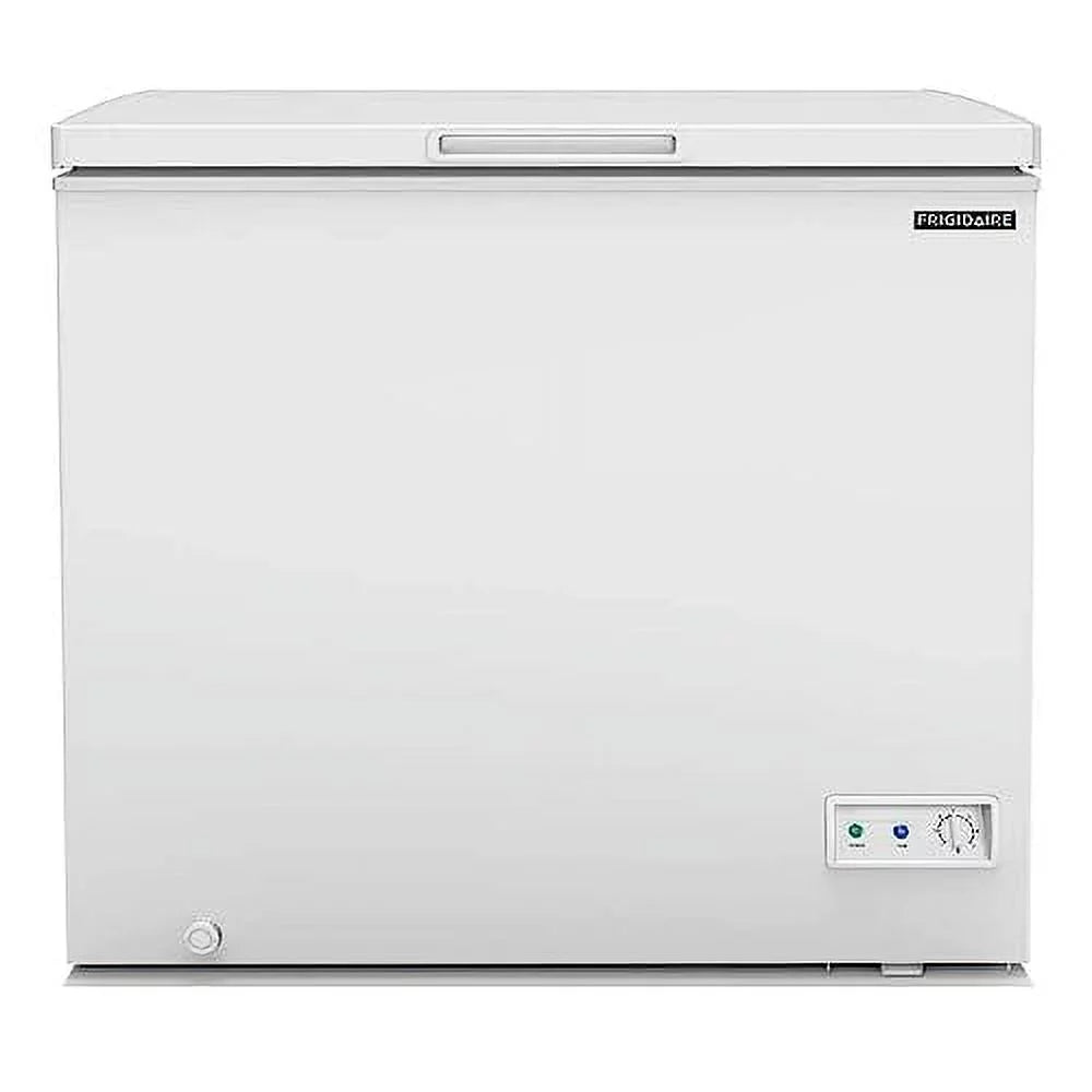 White 7.0 Cu. ft. Chest Freezer A525