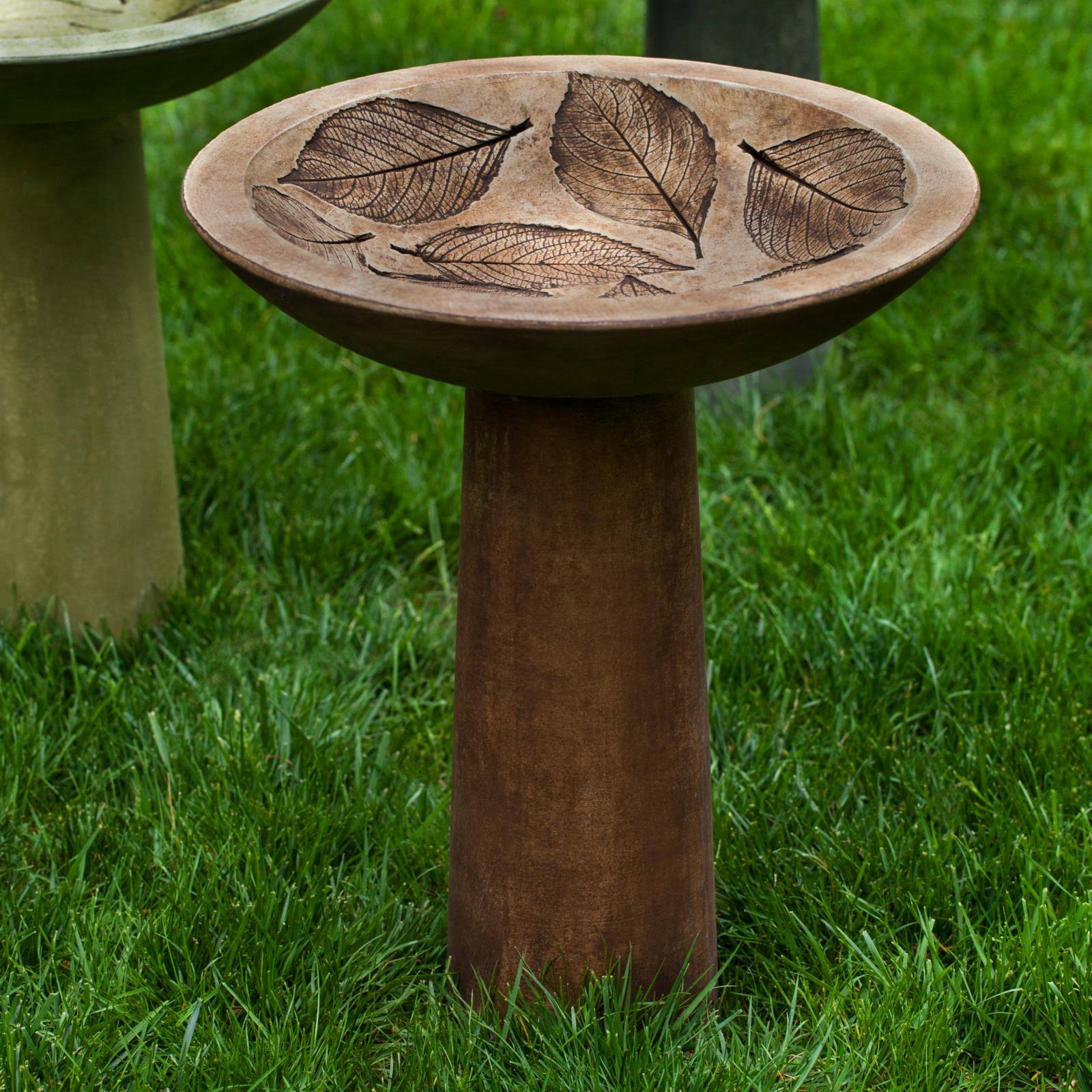 Hydrangea Leaf Birdbath S9048