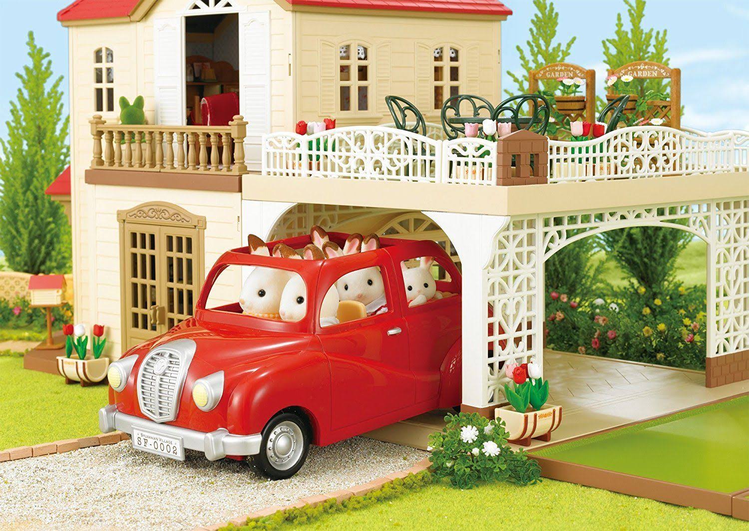 Large House with Carport Fence X3347