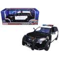 Black and White 1/18 Model Car O9487