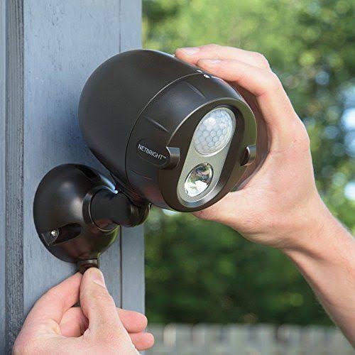 Networked LED Wireless Motion Sensing Spotlight System 6-Pack F279