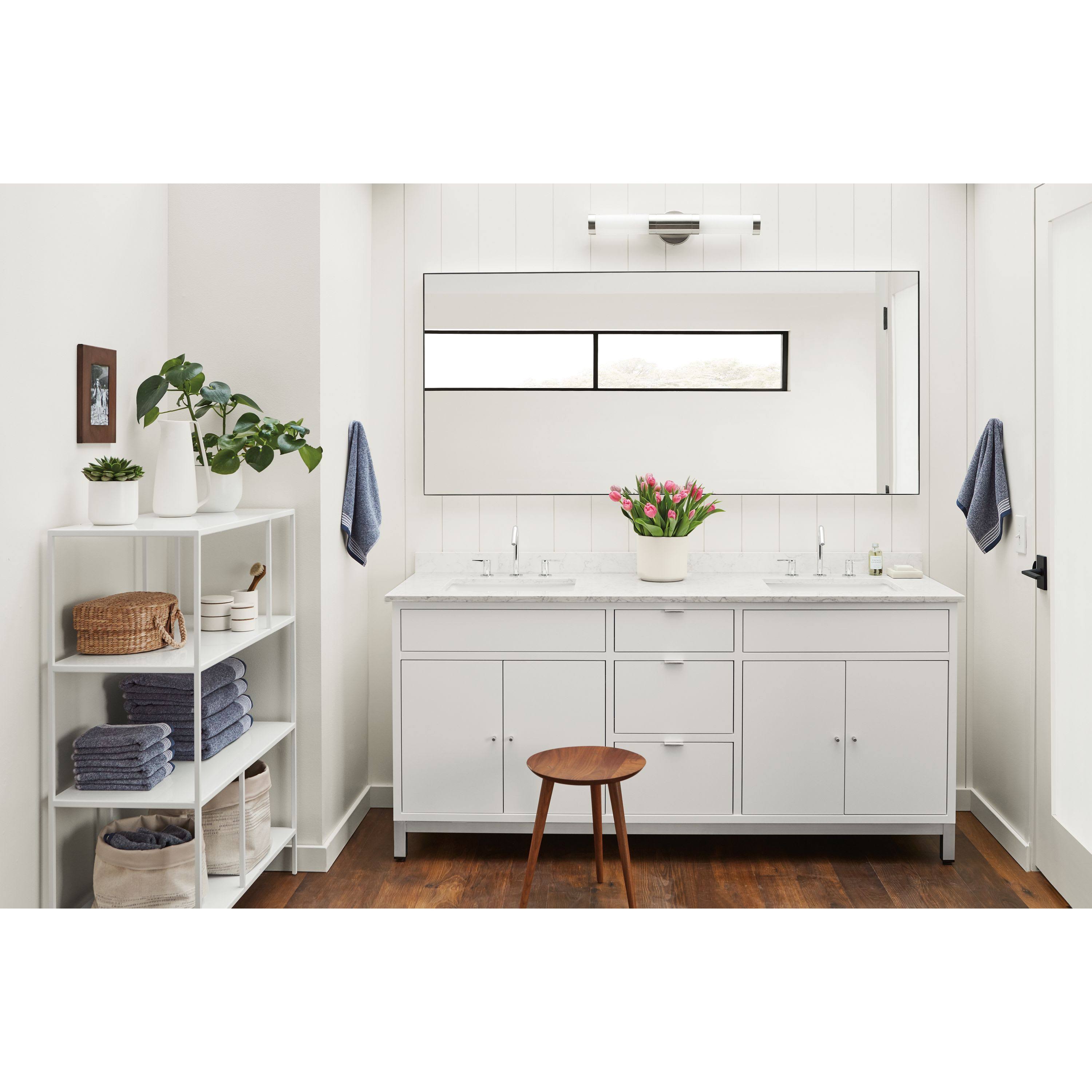 Scarlet Bookcase Q9480