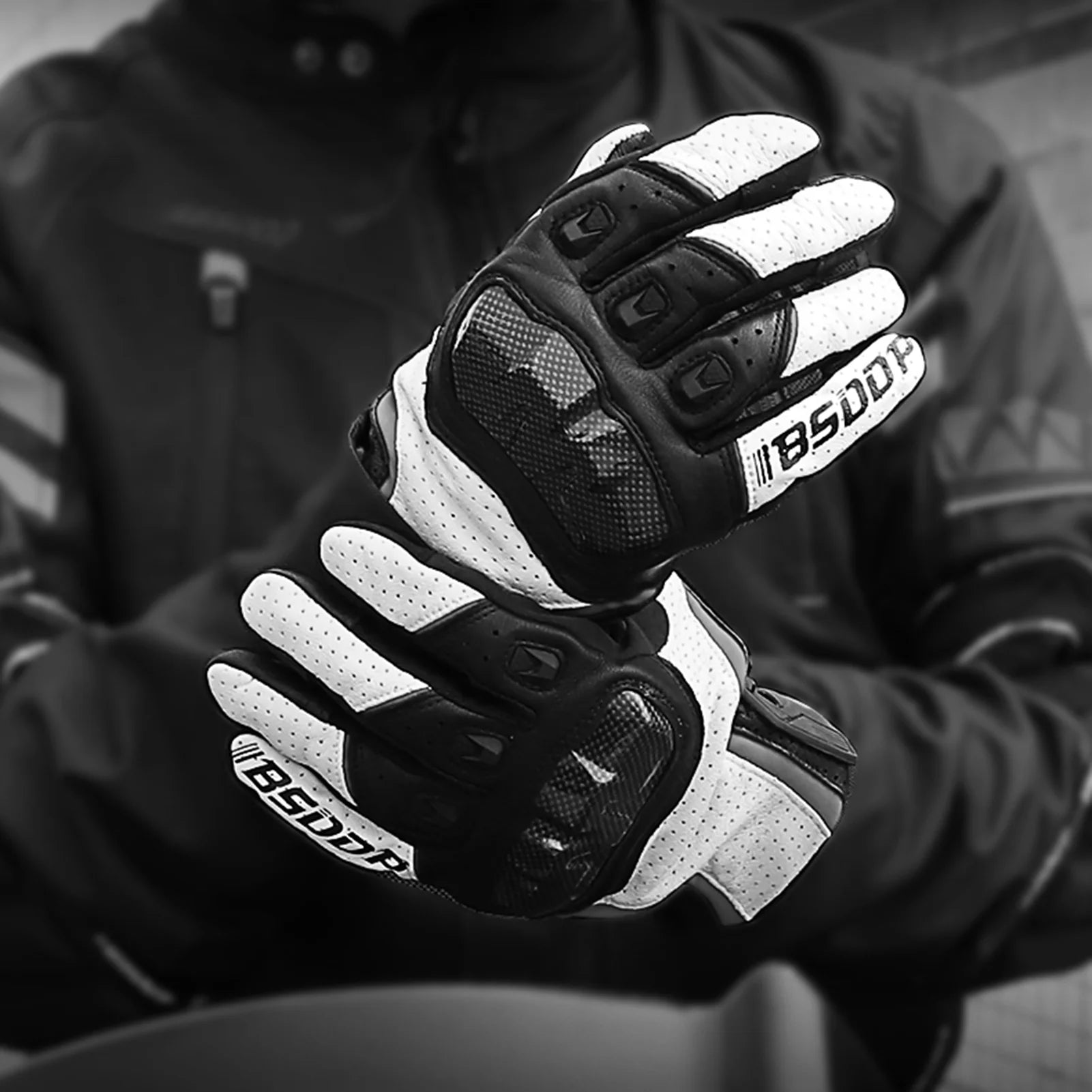 Carbon Fiber Knuckle Motorcycle Gloves Y1469