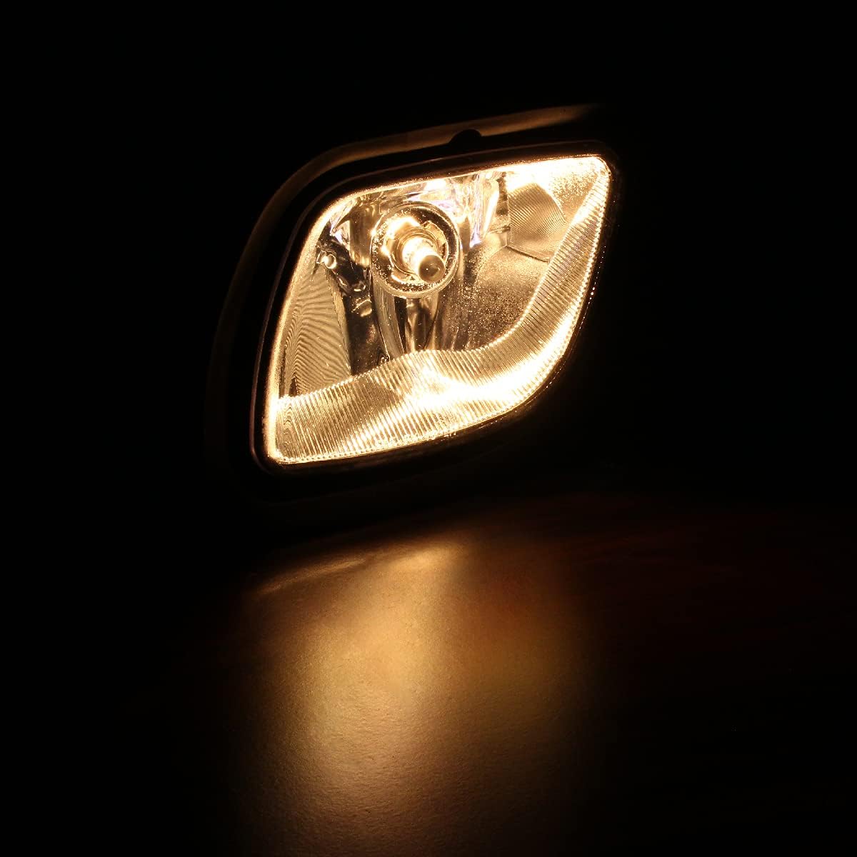 Pair Fog Lights with Bulbs Compatible with Freightliner Cascadia 08-17 Driver and Passenger Side R494779